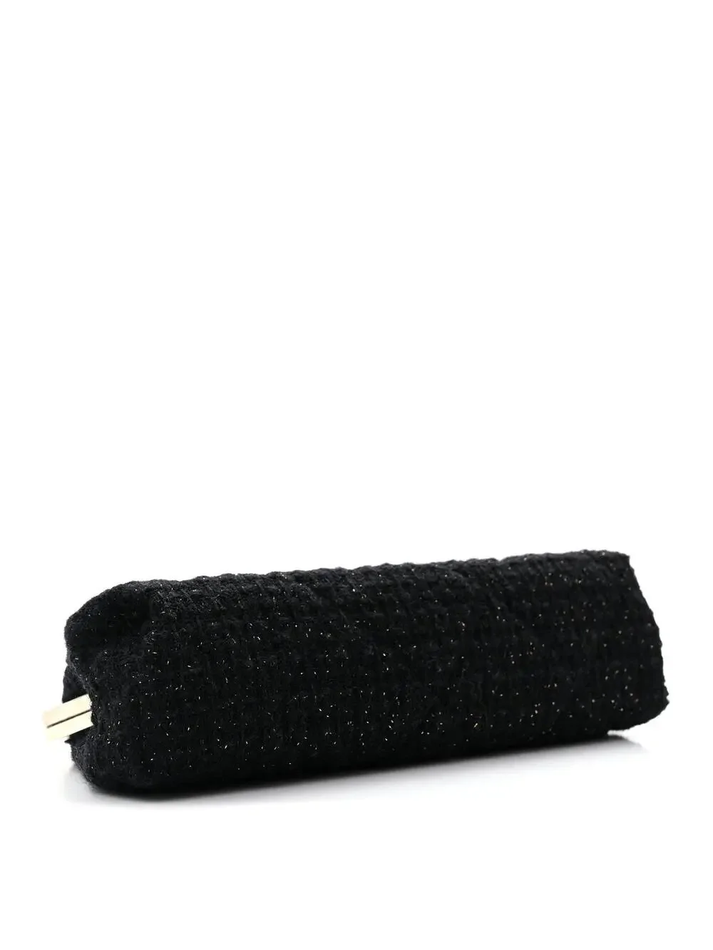 CHANEL indulge timeless
